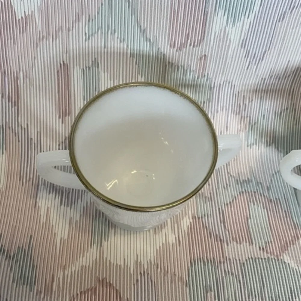 VTG Anchor Hocking White Oven Fire King Milk/Creamer &‎ Sugar Cup Set USA Glass